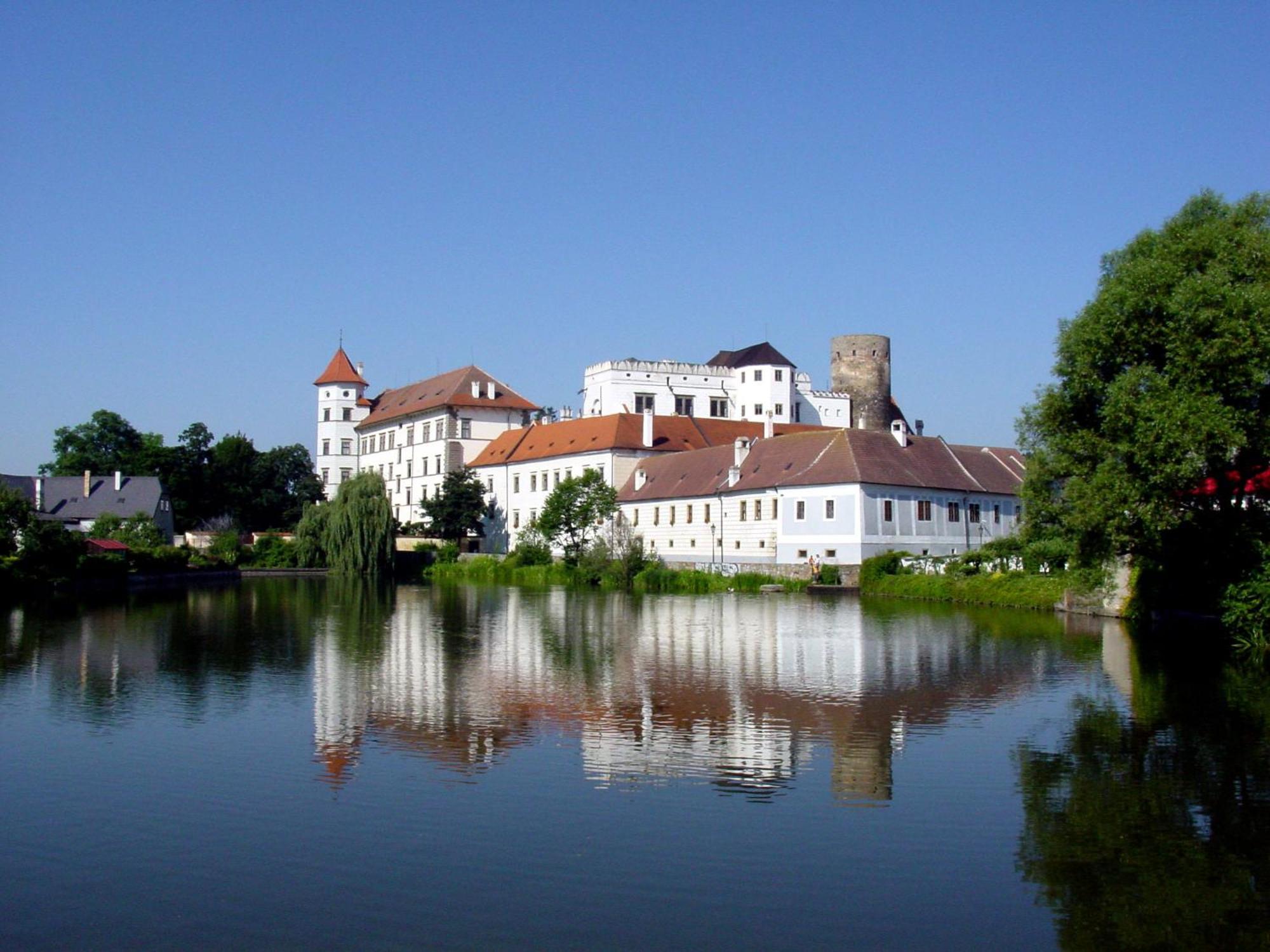 Penzion Kapitan Jindrichuv Hradec Exterior foto